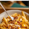 Картопля Фрі з сирним соусом та беконом 260 грам FOOD POINT